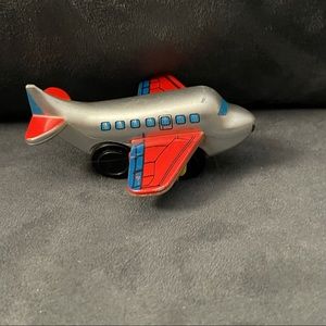 Small Kidcraft airplane